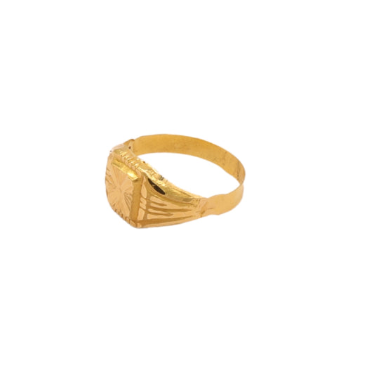 Gold 18KT Men's Engraved Pattern Ring