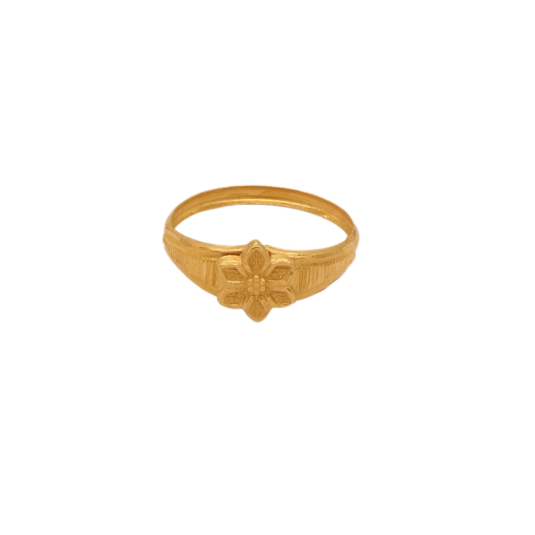 Gold 18KT Floral Design Ring