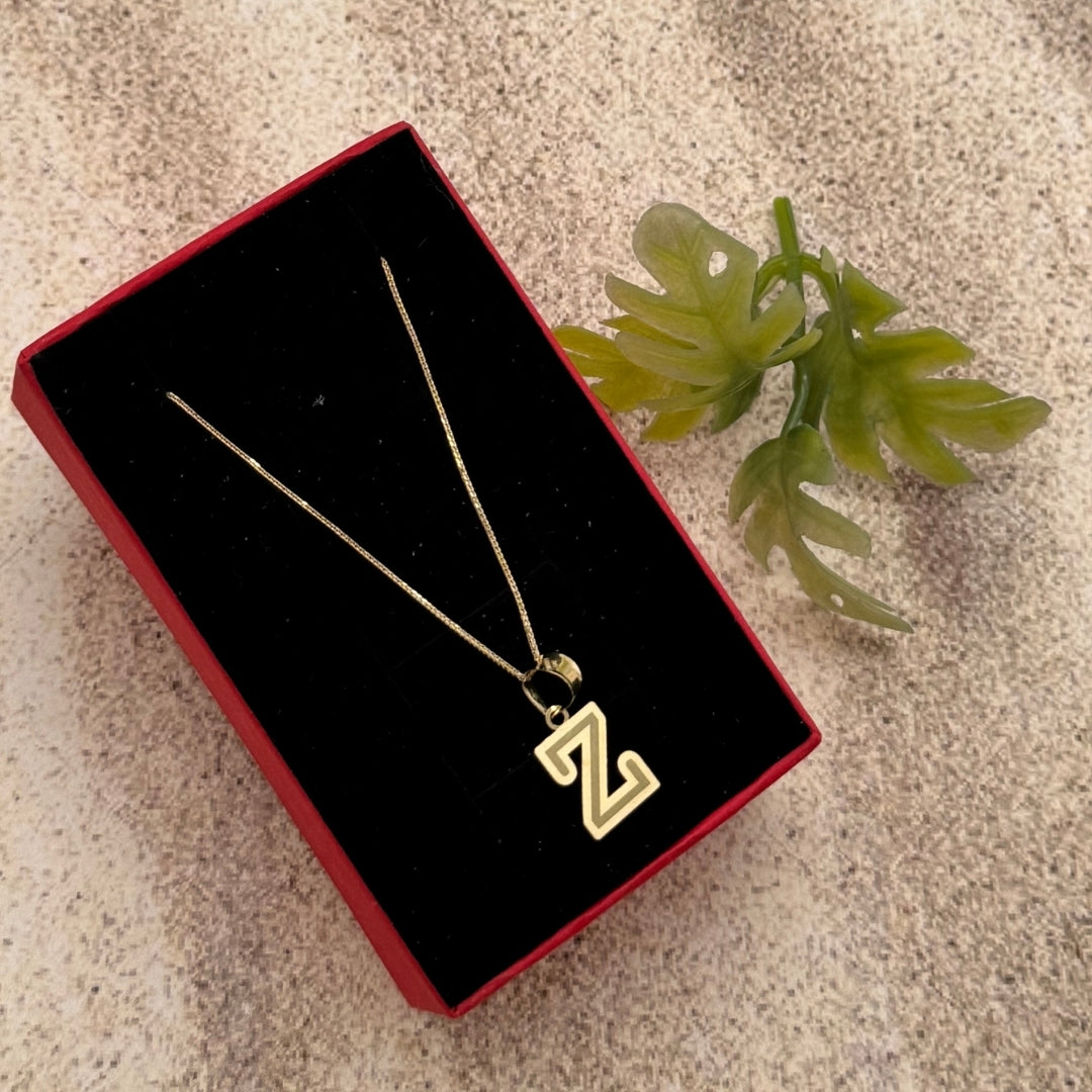Gold 18KT 'E,G,H,I,N,O,P,Q,S,U,V,W,X,Y,Z' Initial Necklace