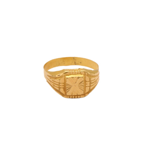 Gold 18KT Men's Engraved Pattern Ring