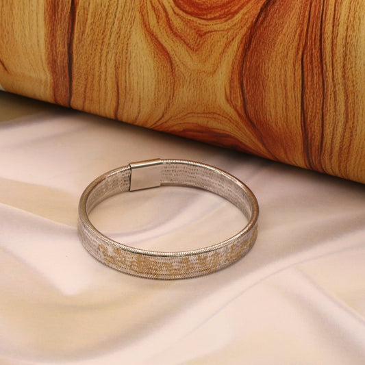 Gold 18KT Flexible Elastic Floral Mesh Bracelet