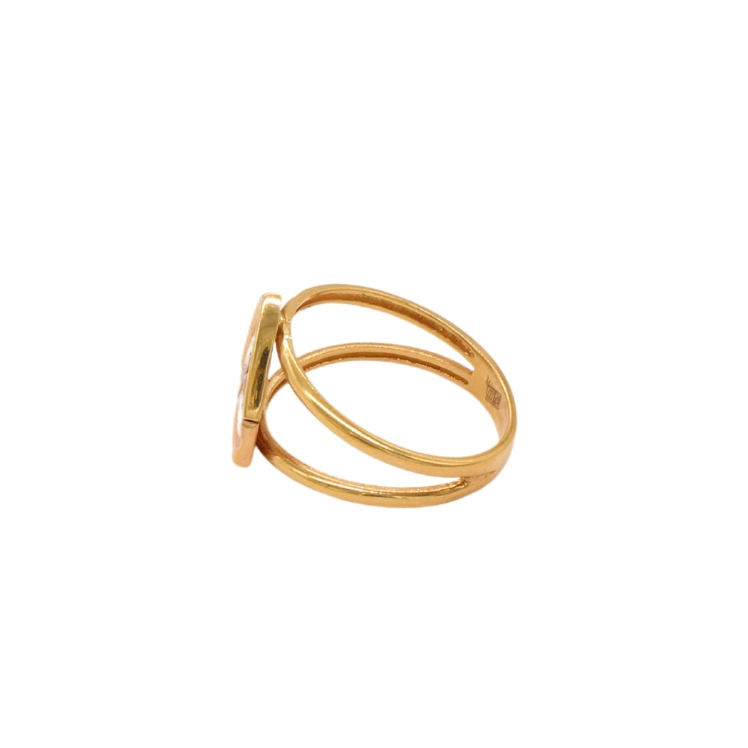 Gold 18KT Geometric Triangle Ring