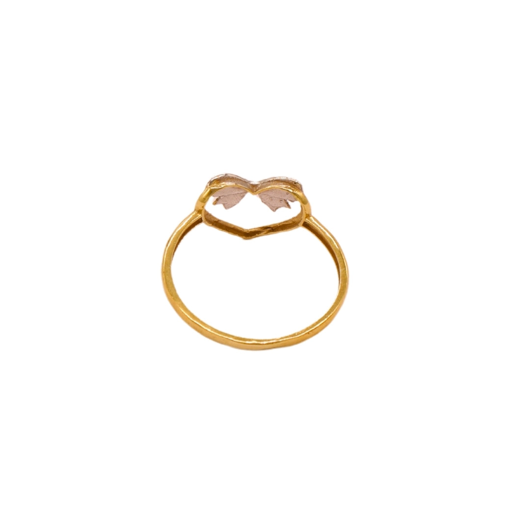 Gold 18KT Heart Bow Accent Ring