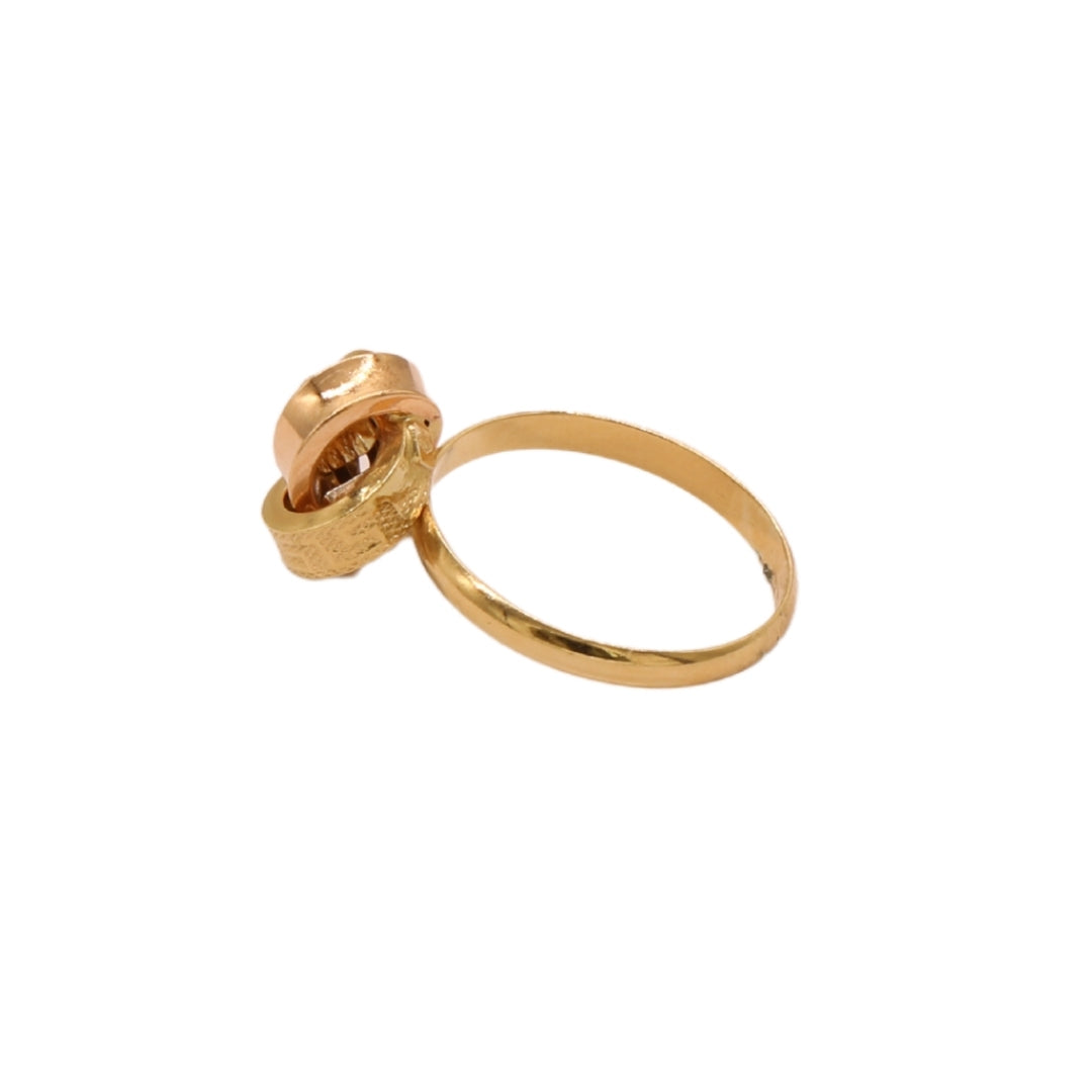 Gold 18KT Interlinked Triple-Tone Ring