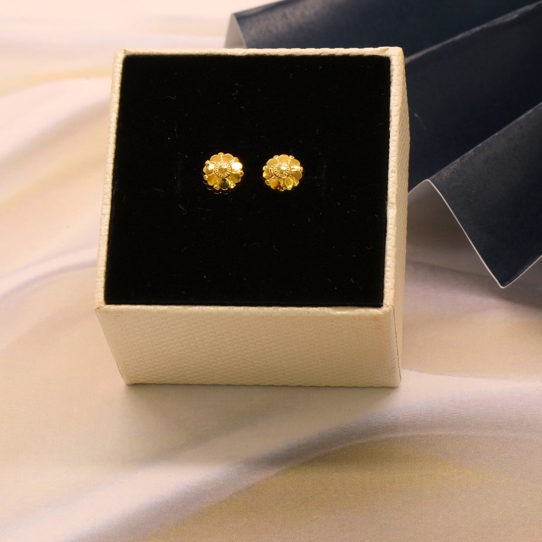 Gold 18KT Floral Stud Earrings
