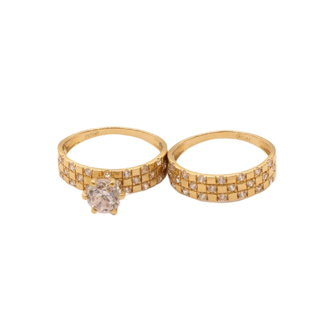 Gold 18KT Stone Checkered Pattern Ring