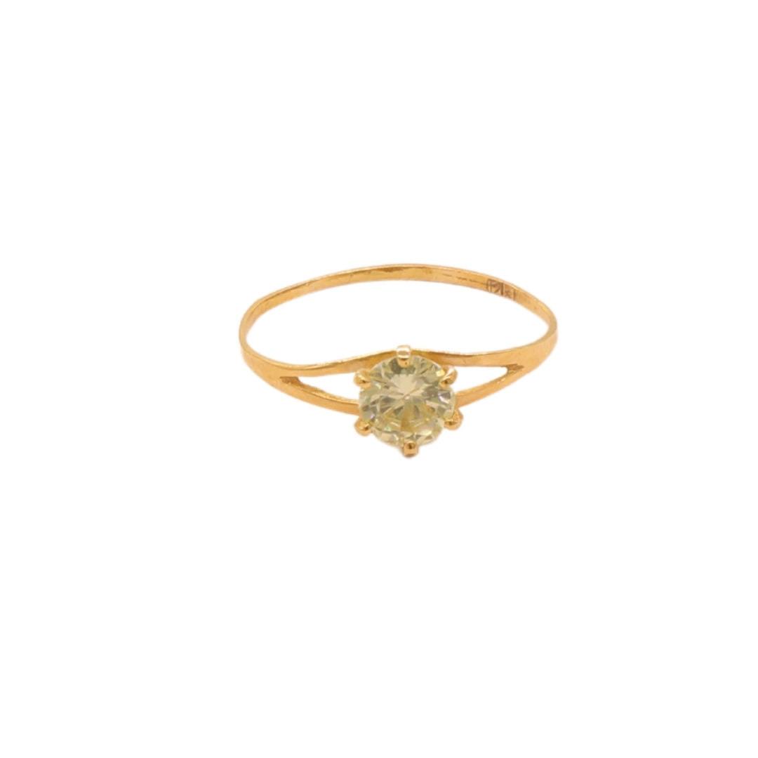 Gold 18KT Slim Split Band Stone Ring