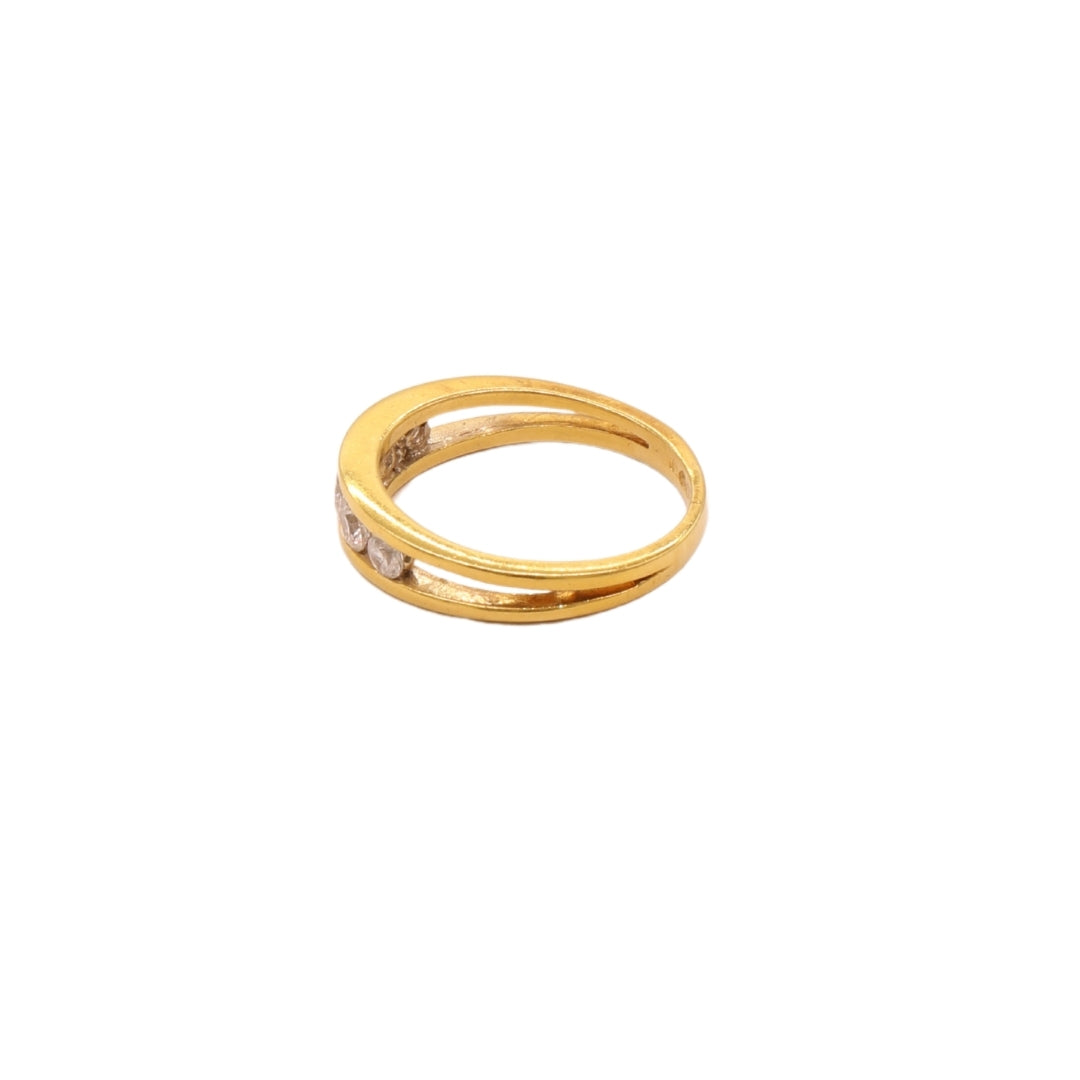 Gold 18KT Diamond-Style Band Ring