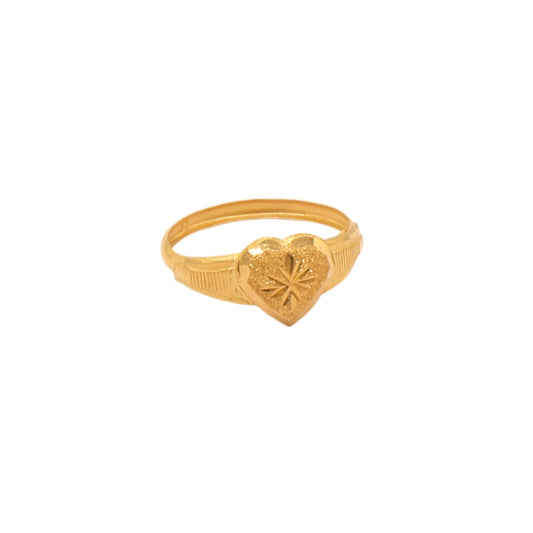 Gold 18KT Heart Engraved Ring